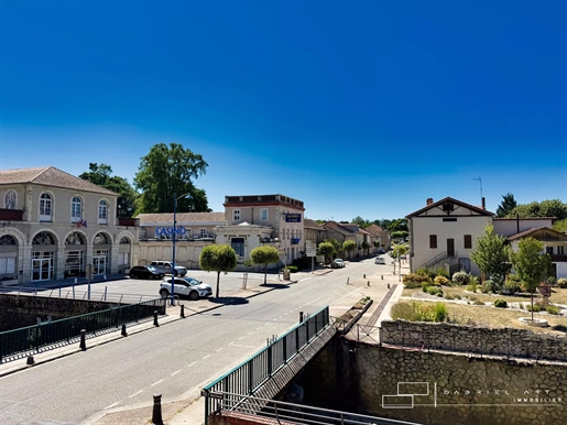 3 pièces 146 m² · à Castéra-Verduzan · 146 m² · 151 900 €