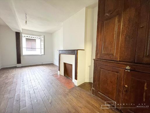 3 pièces 69 m² · à Auch · 69 m² · 65 900 €