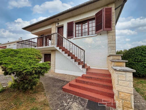 4 pièces 97 m² · à Pavie · 97 m² · 195 000 €