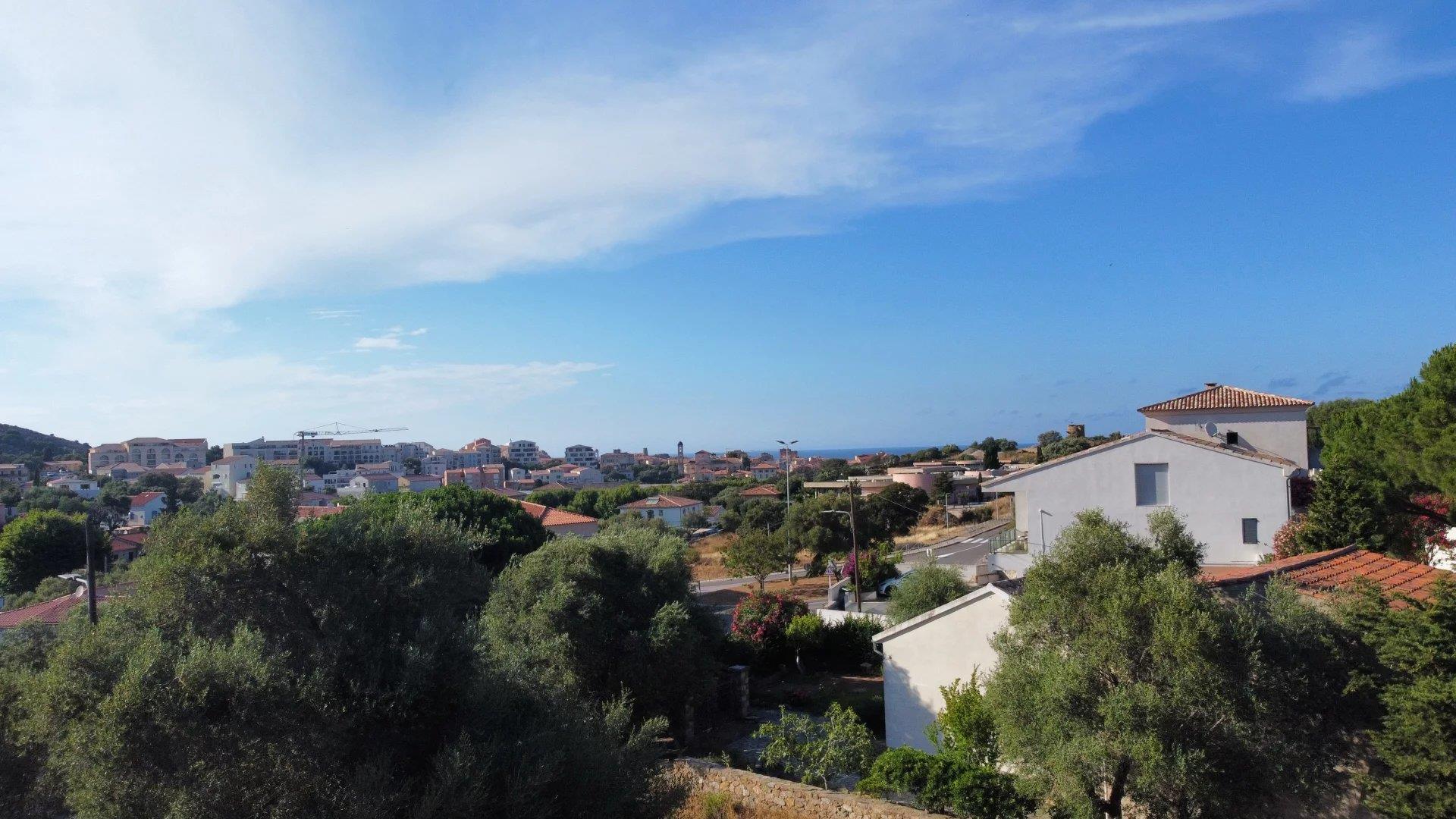 Appartement à vendre, 70m², L'Ile-Rousse