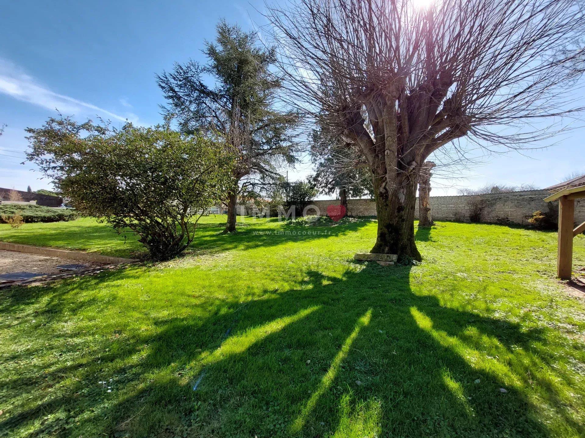 Maison à vendre, 392m², Sainte-Néomaye