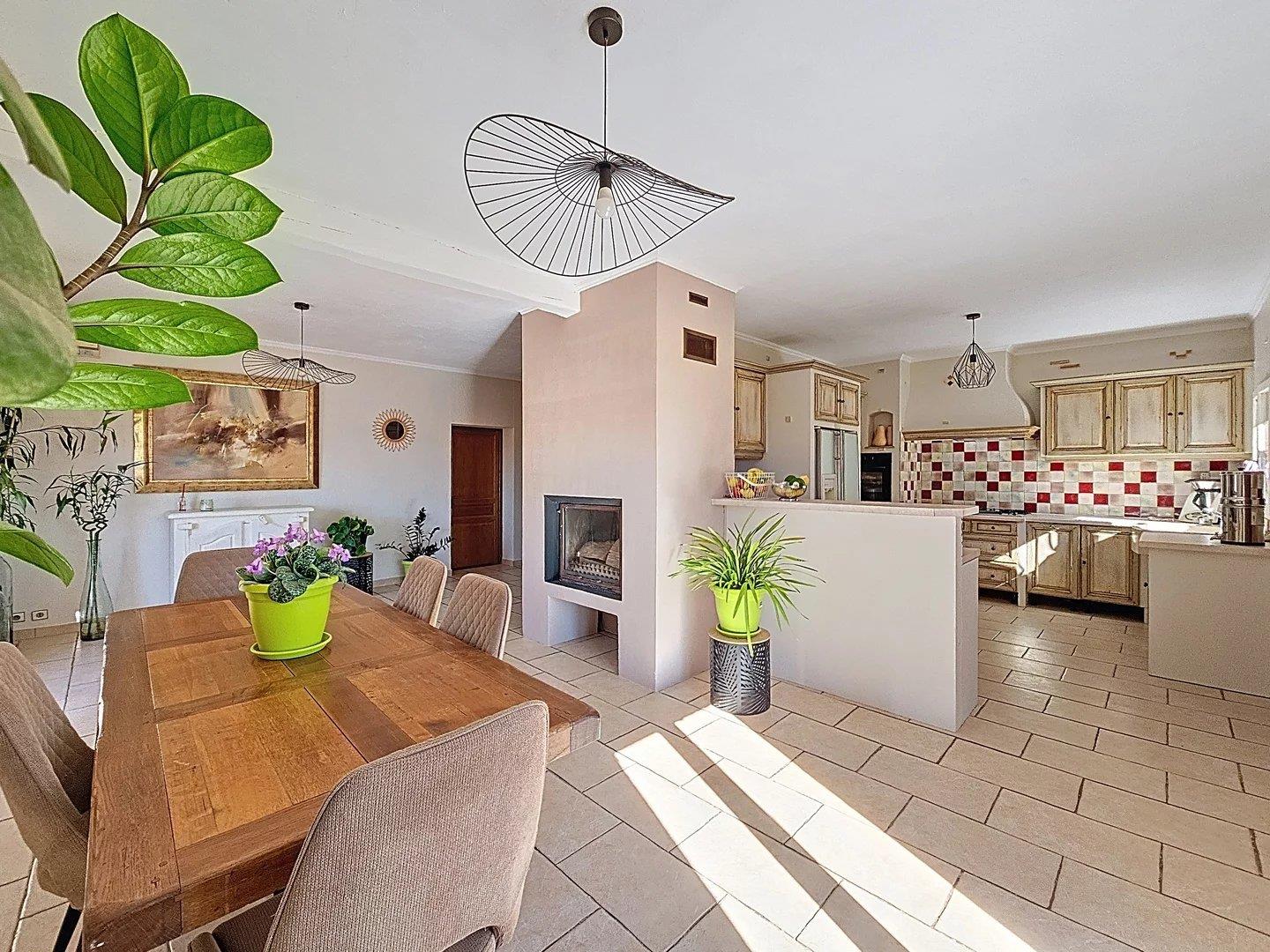 Maison à vendre, 115m², Saint-Laurent-du-Var