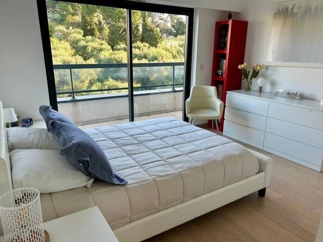 Appartement à louer, 129m², Saint-Laurent-du-Var