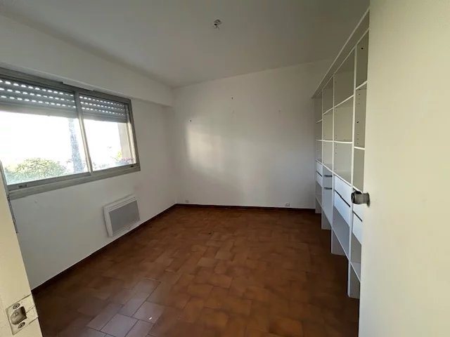 Appartement à louer, 81m², Saint-Laurent-du-Var