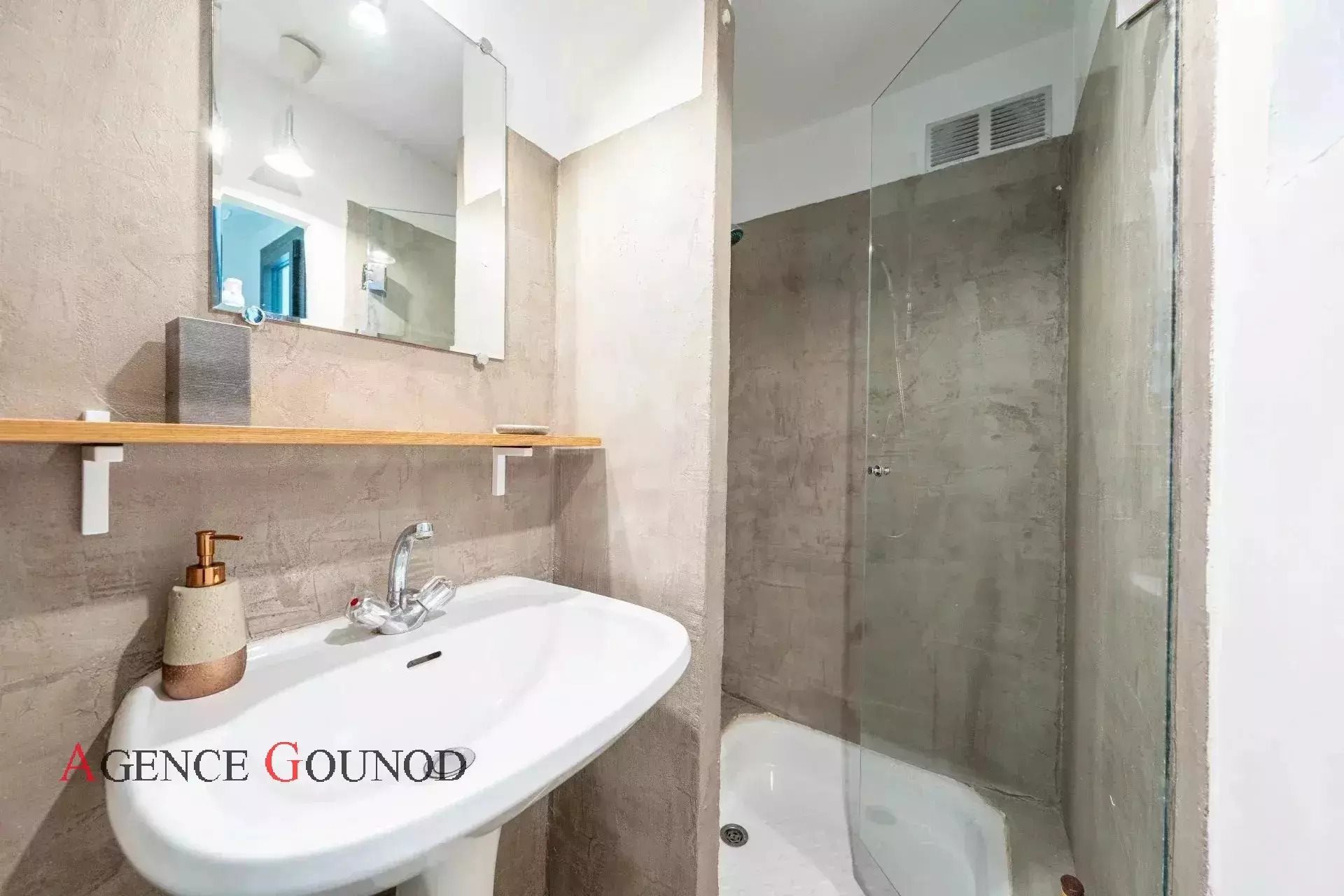 Appartement à vendre, 176m², Tourrettes-sur-Loup