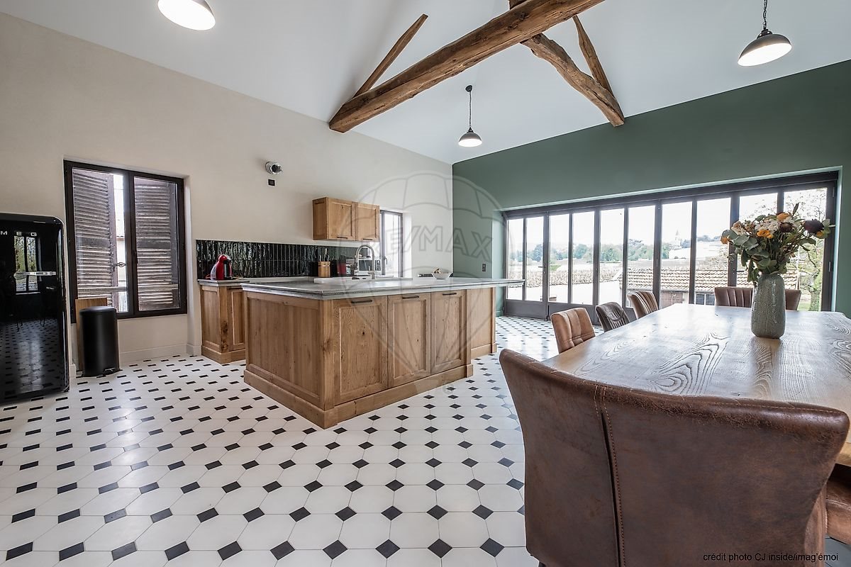 Maison à vendre, 186m², Villié-Morgon