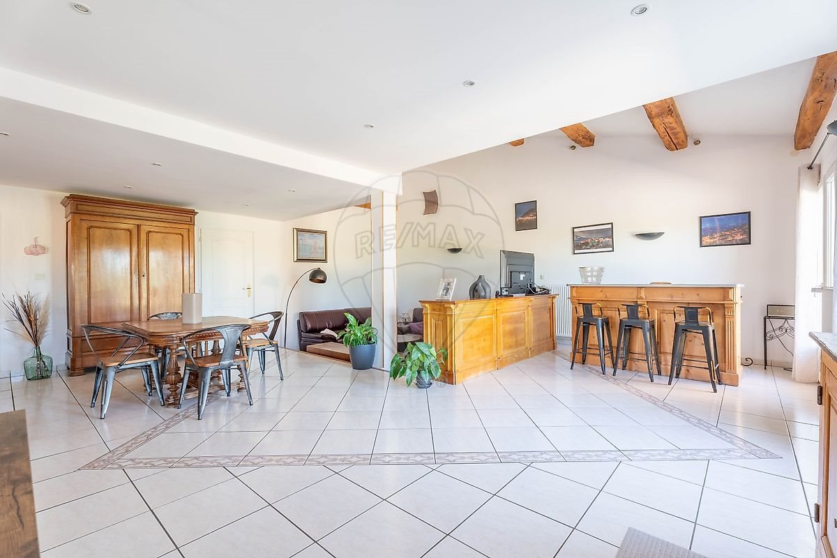 Maison à vendre, 224m², Toussieux