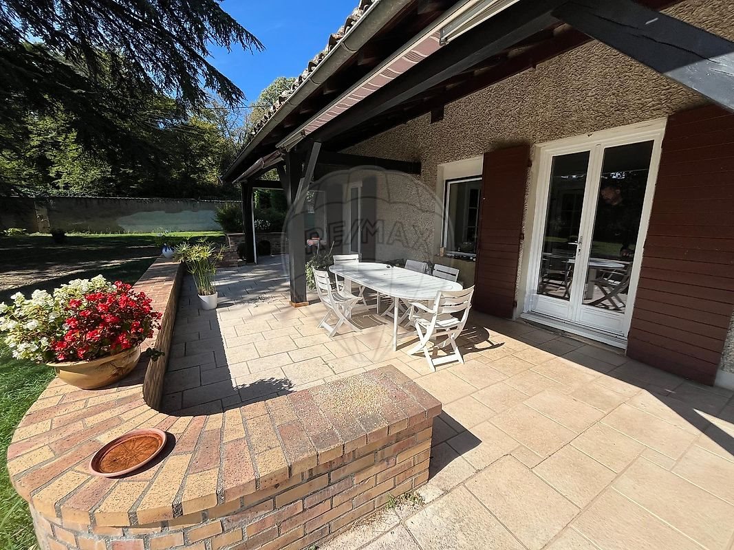 Maison à vendre, 170m², Arnas