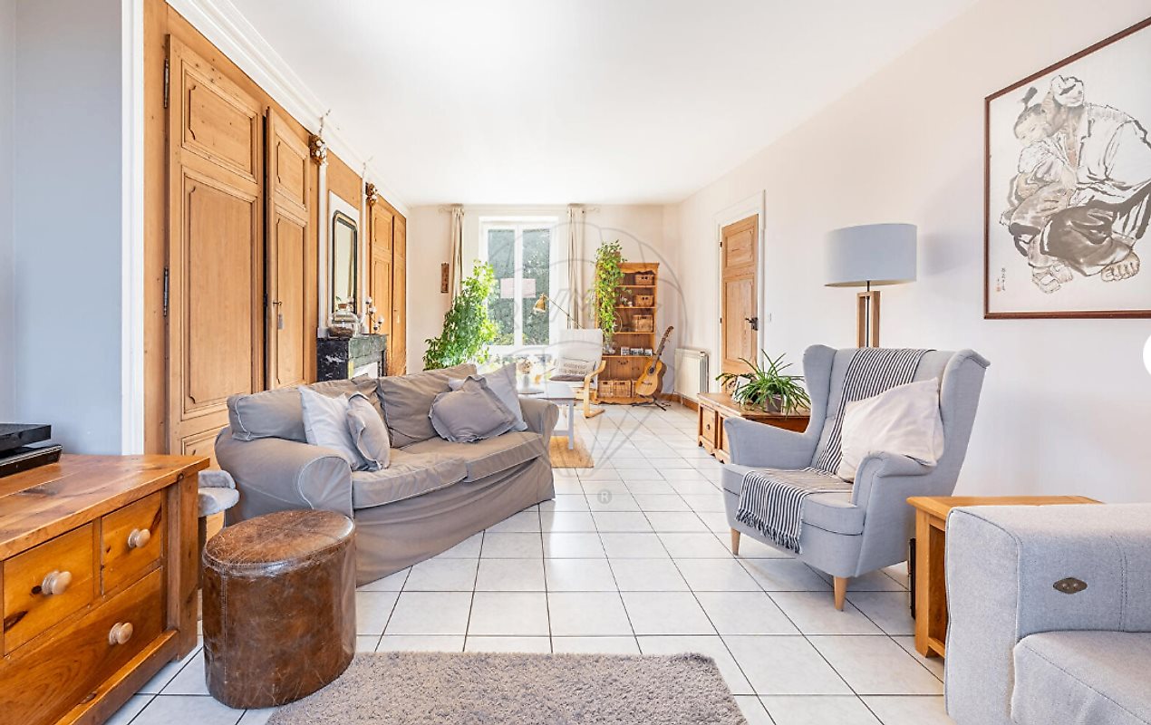 Maison à vendre, 216m², Saint-Etienne-des-Oullières
