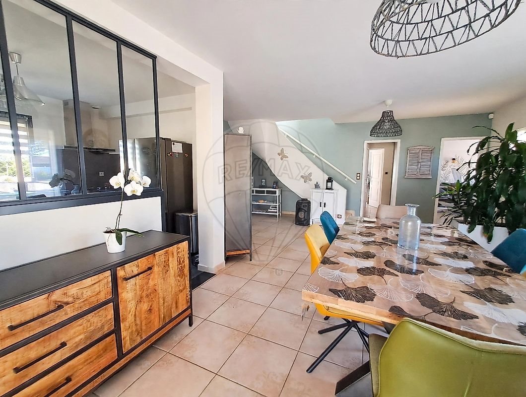 Maison à vendre, 140m², Taponas
