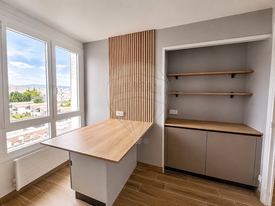 Appartement à louer, 60m², Limas