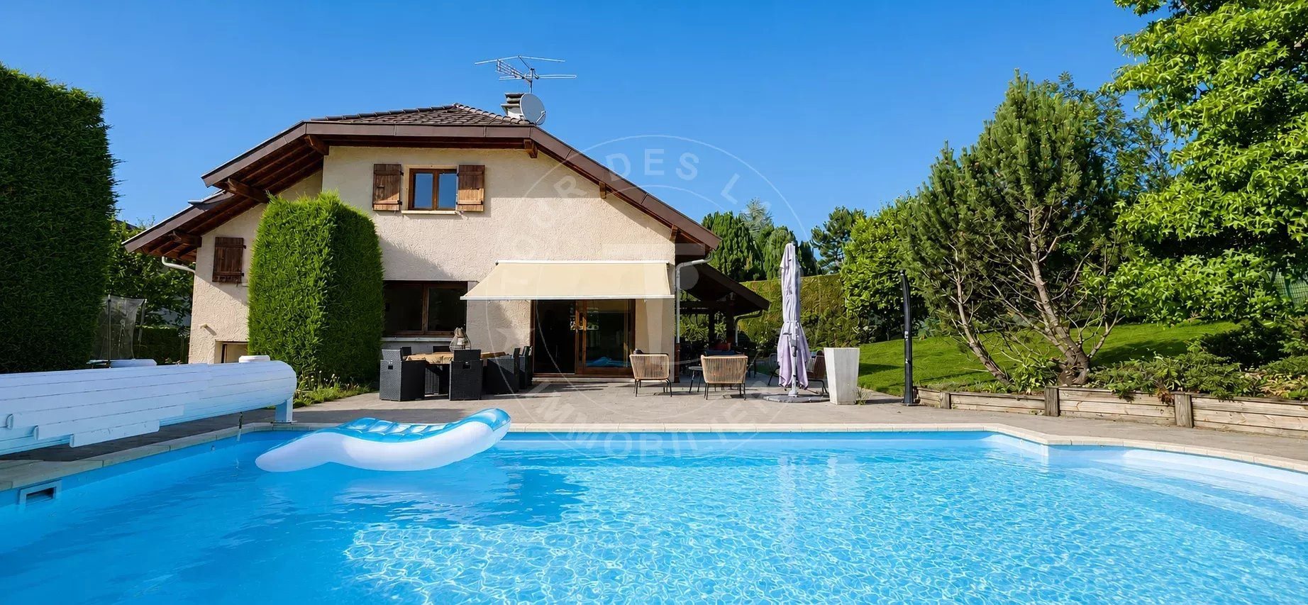 Maison à vendre, 115m², Quintal