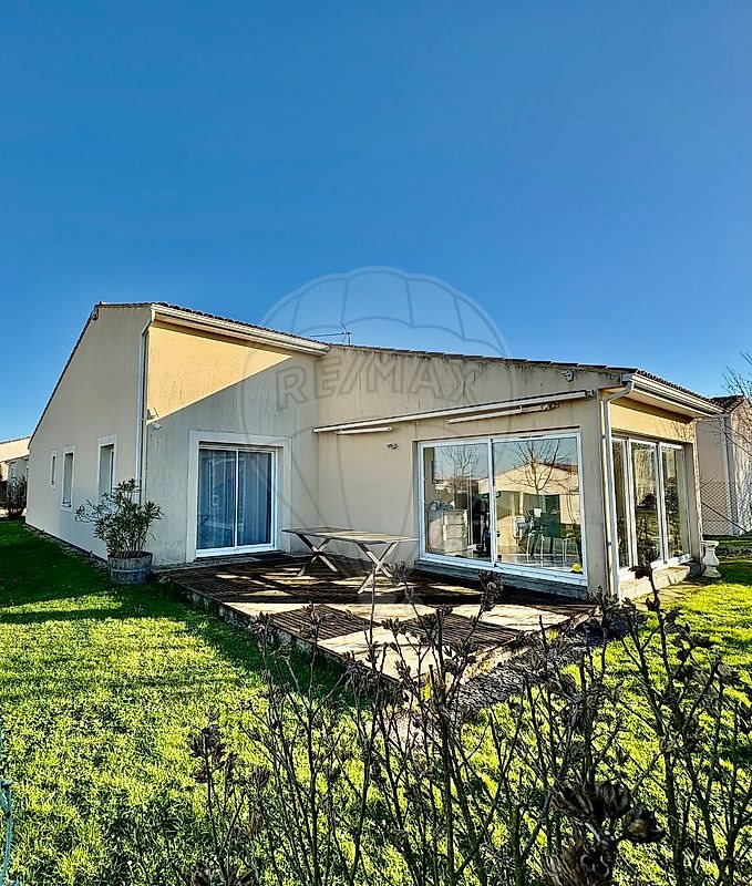 Maison à vendre, 127m², Saintes