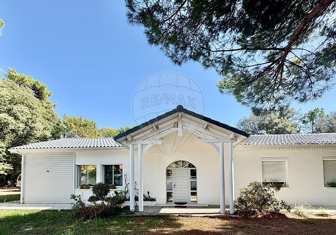 Maison à vendre, 235m², Saint-Palais-sur-Mer