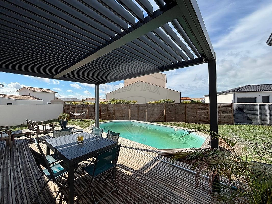 Maison à vendre, 114m², Médis