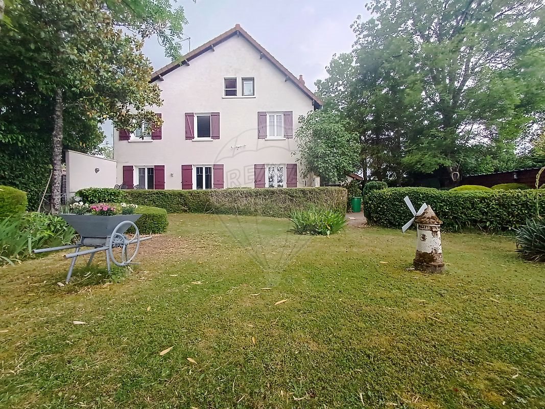 Maison à vendre, 160m², Varennes-Vauzelles