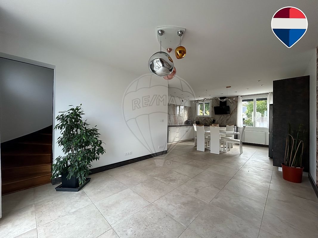 Maison à vendre, 177m², Bourges