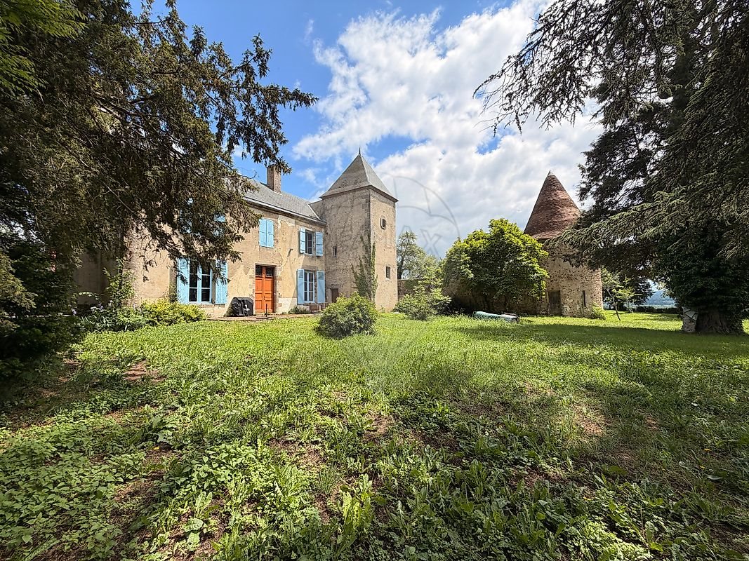 Maison à vendre, 352m², Ygrande
