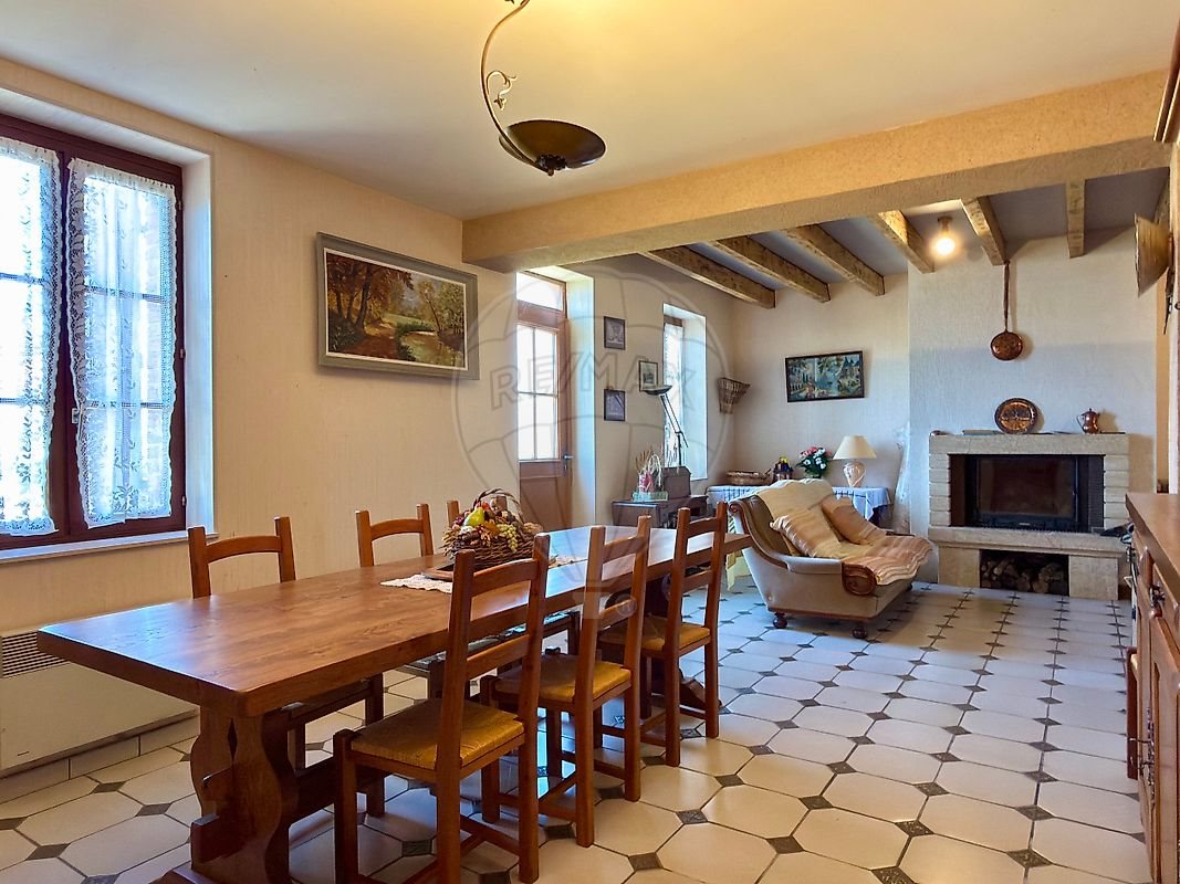 Maison à vendre, 128m², Charrin