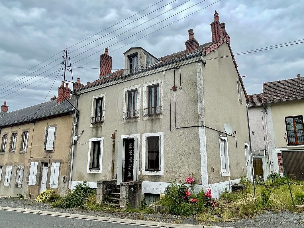 Maison à vendre, 130m², Luzy