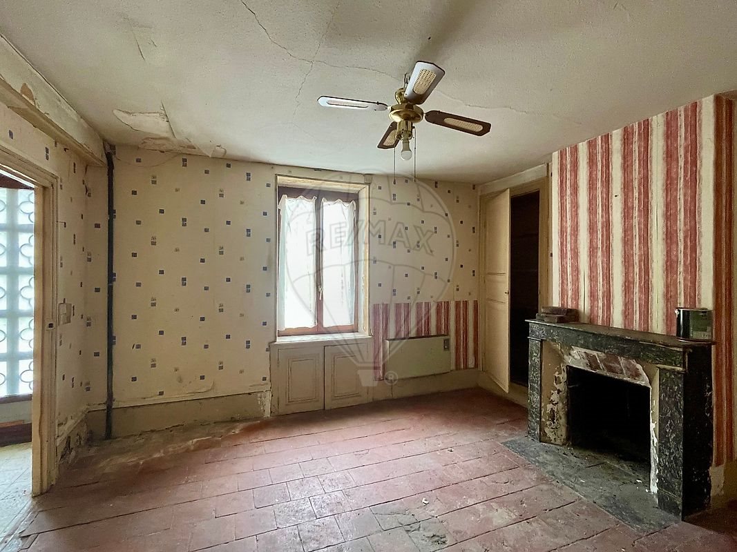 Maison à vendre, 130m², Luzy