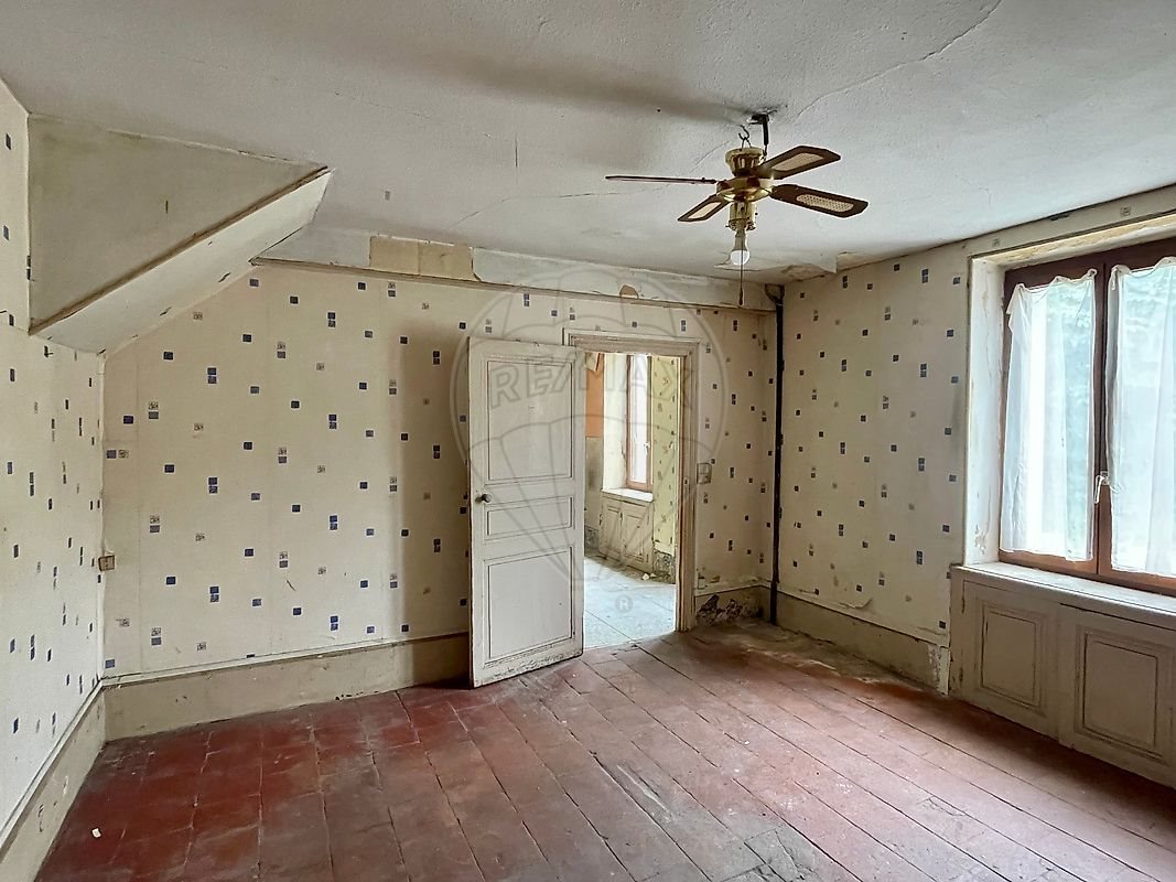 Maison à vendre, 130m², Luzy