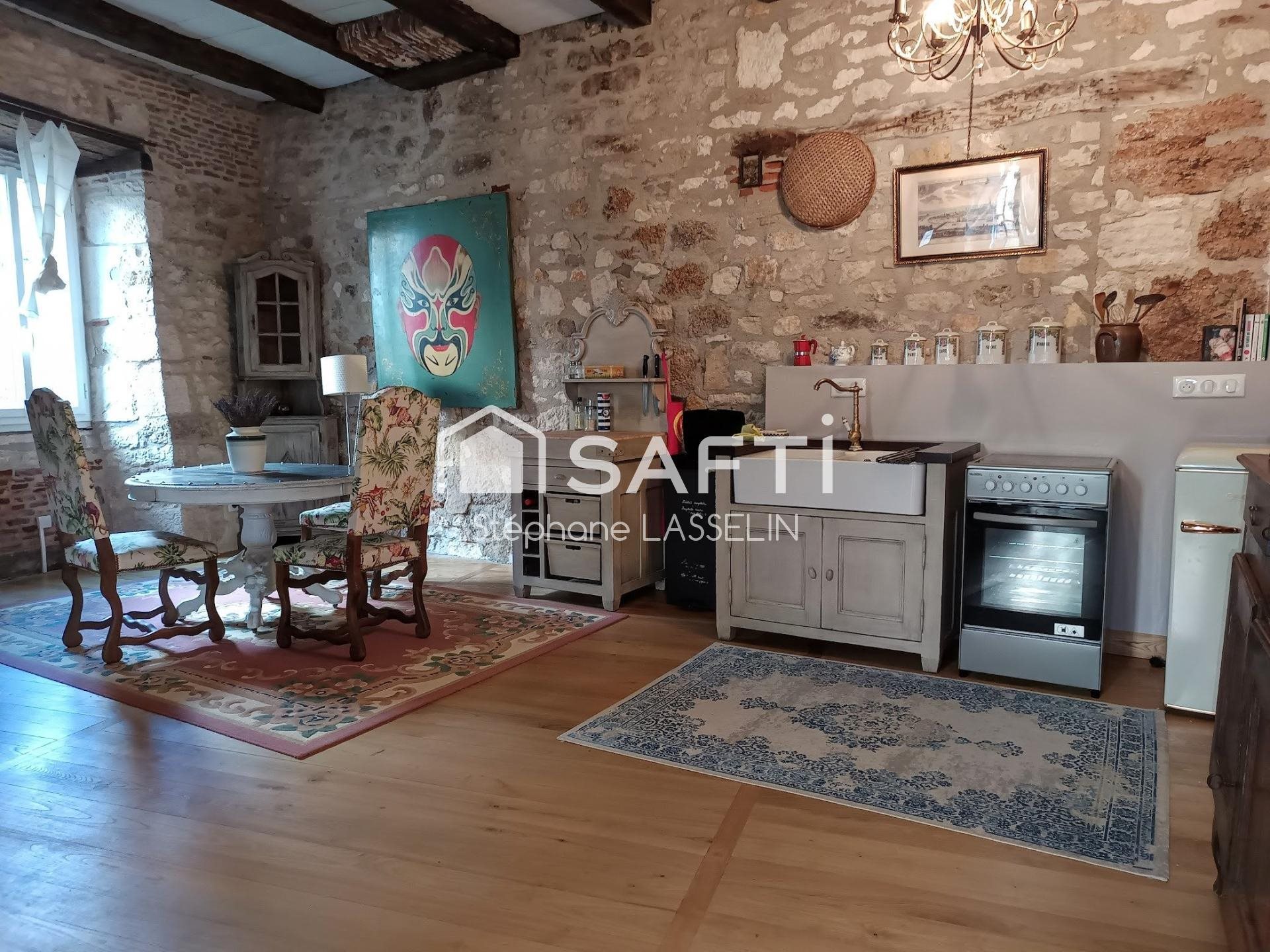 Maison à vendre, 380m², Souillac