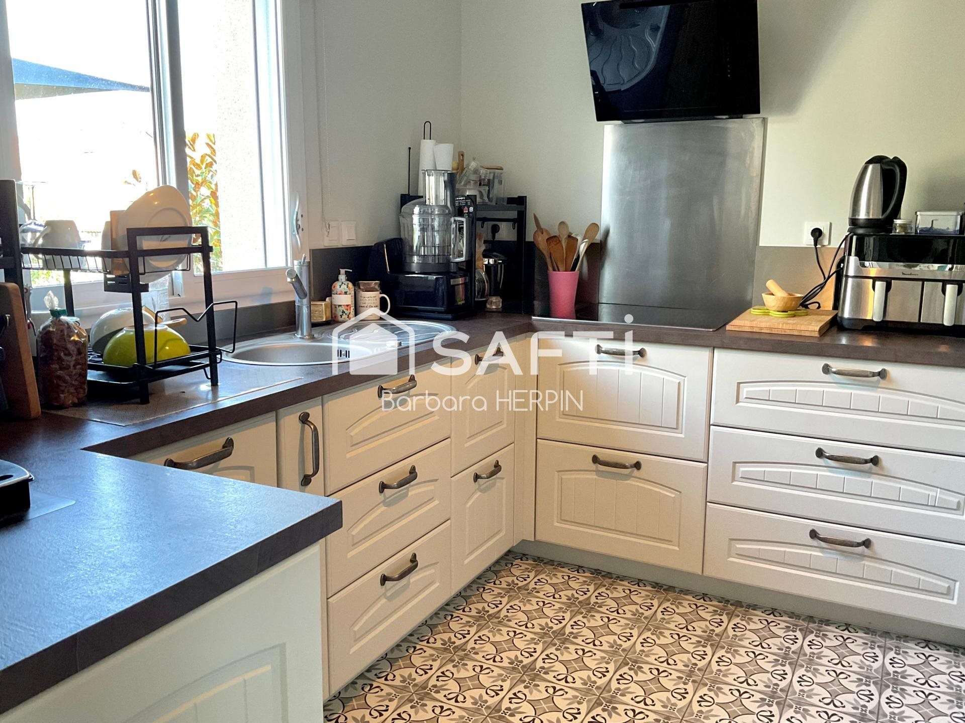 Maison à vendre, 95m², Mios
