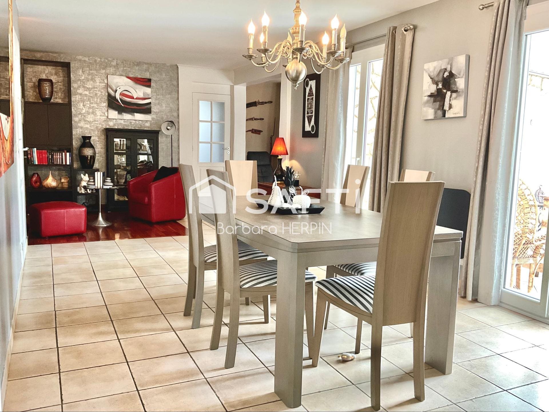 Maison à vendre, 163m², Mios