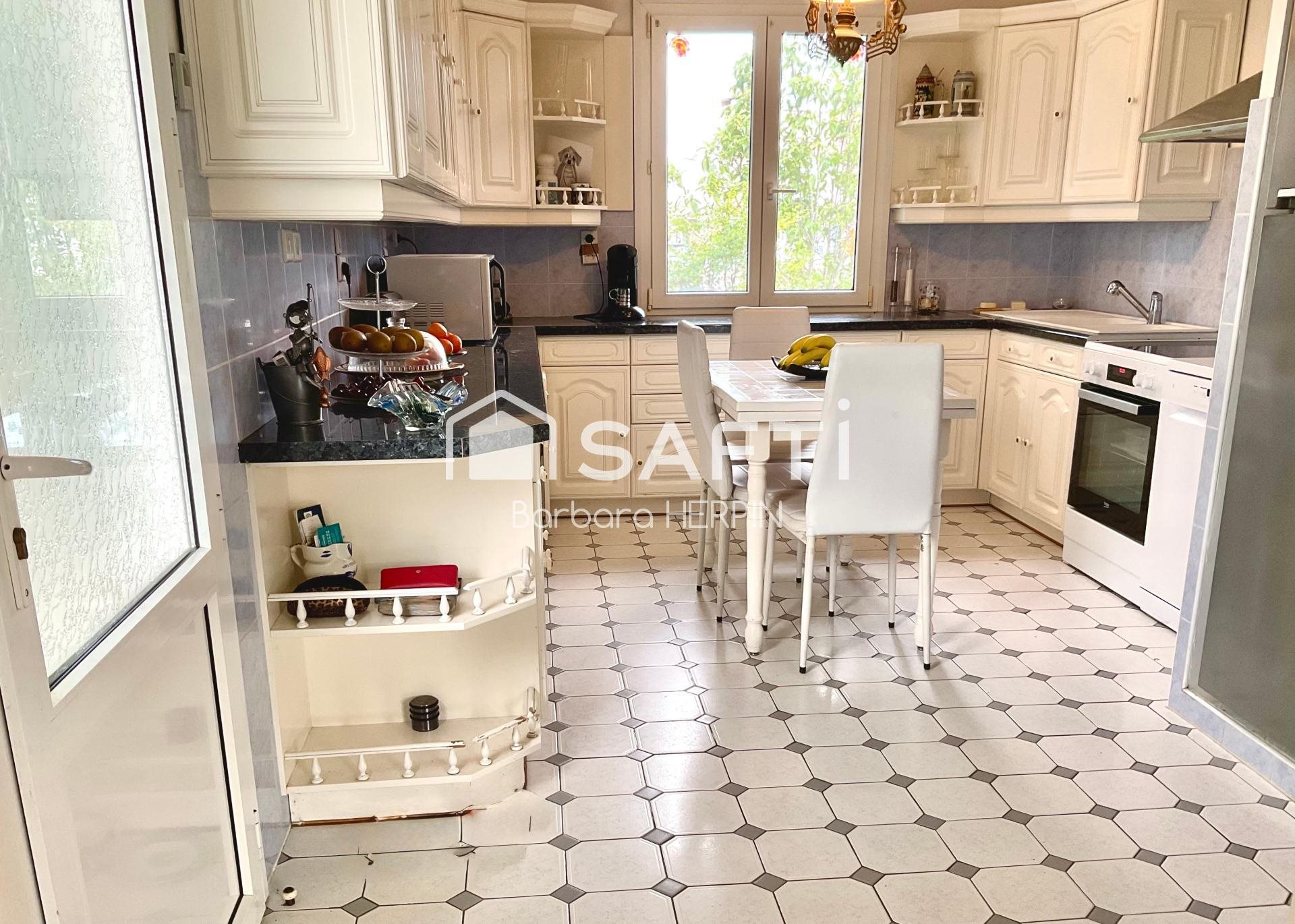 Maison à vendre, 163m², Mios
