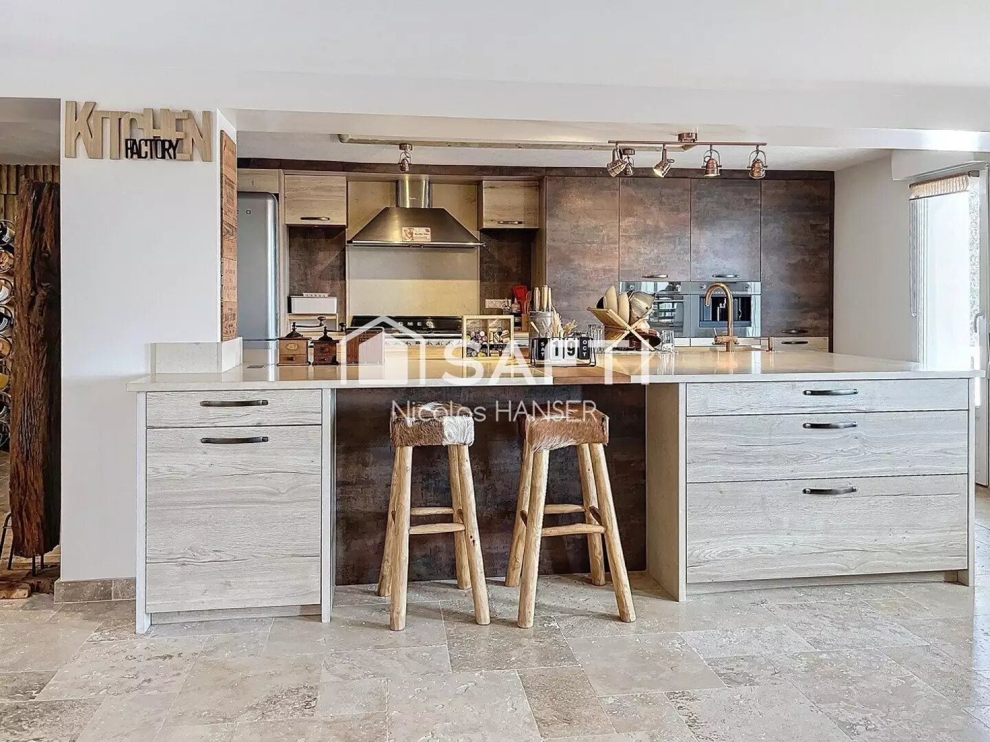 Maison à vendre, 717m², Le Pompidou