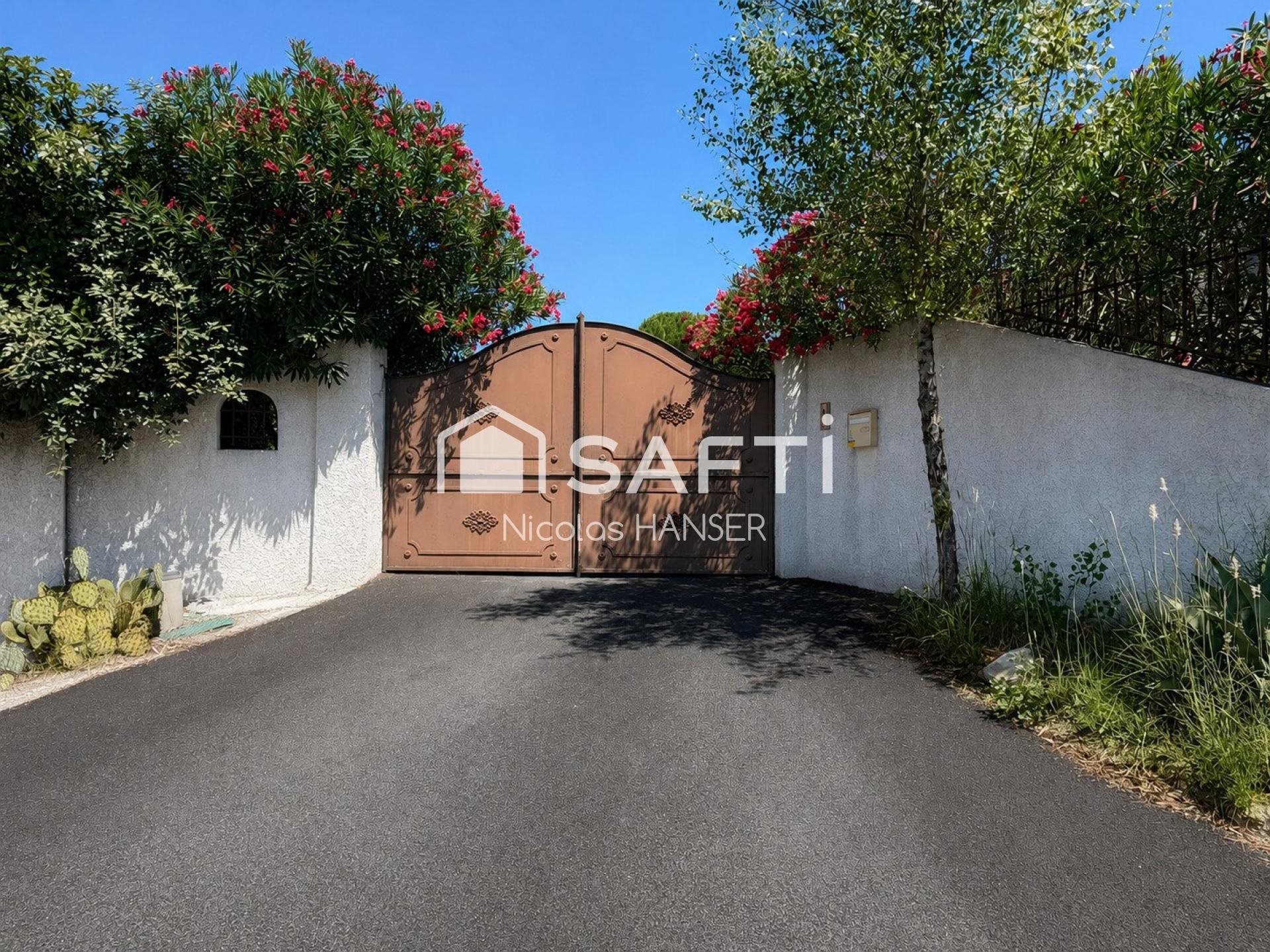 Maison à vendre, 173m², Saint-Privat-des-Vieux