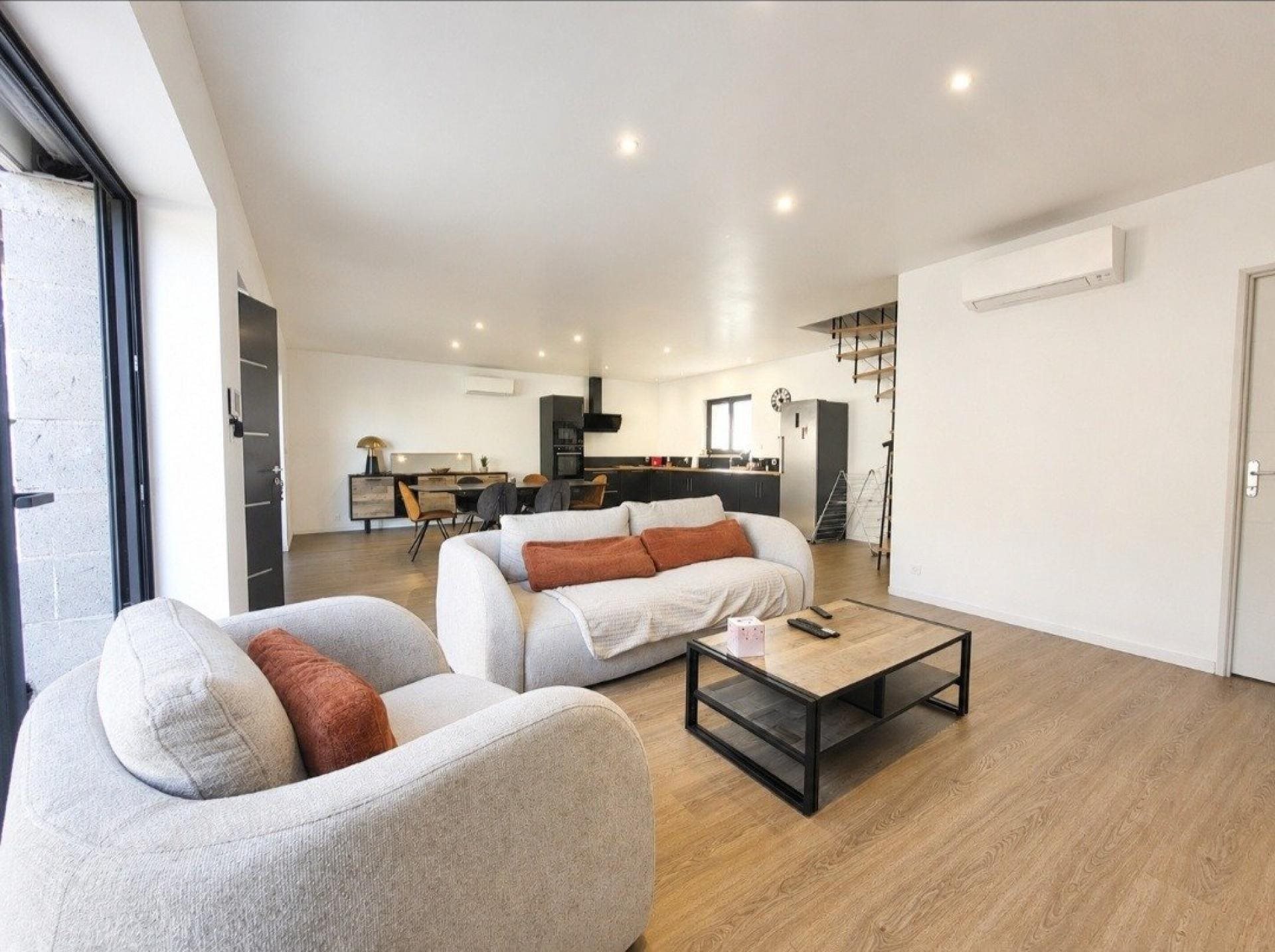 Maison à vendre, 107m², Manziat
