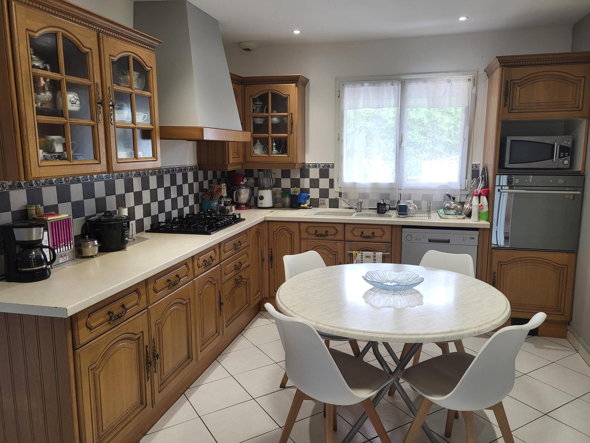 Maison à vendre, 138m², Charnay-lès-Mâcon