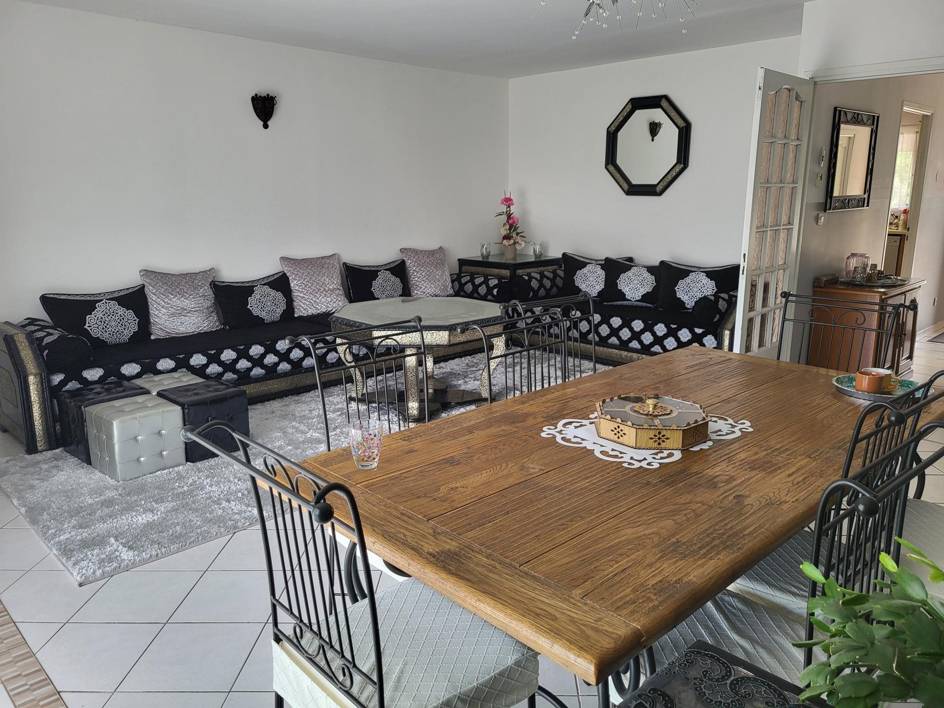 Maison à vendre, 138m², Charnay-lès-Mâcon