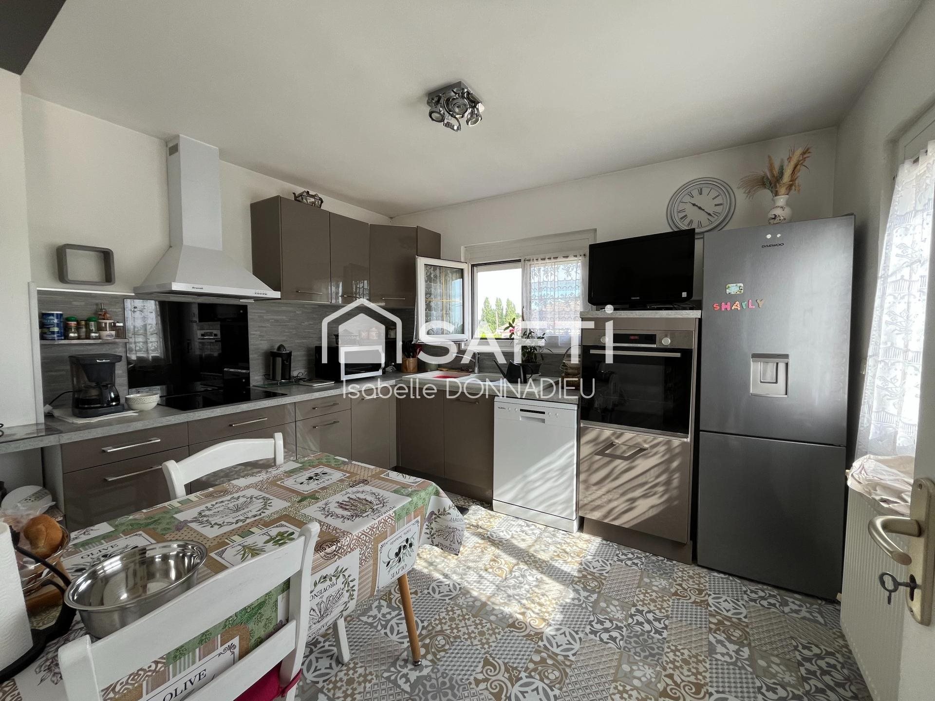 Maison à vendre, 120m², Boissey-le-Châtel