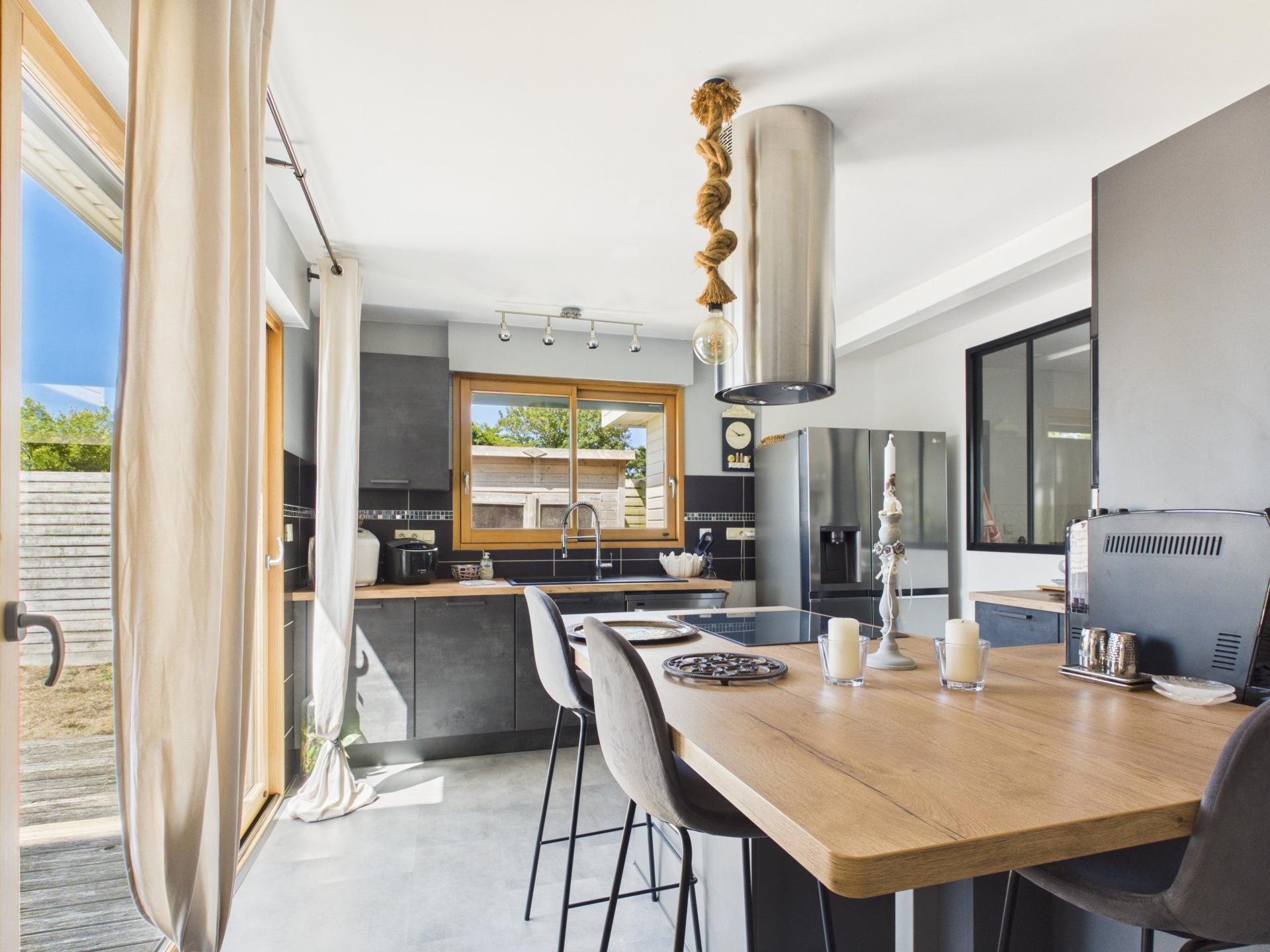 Maison à vendre, 168m², Plounévez-Lochrist