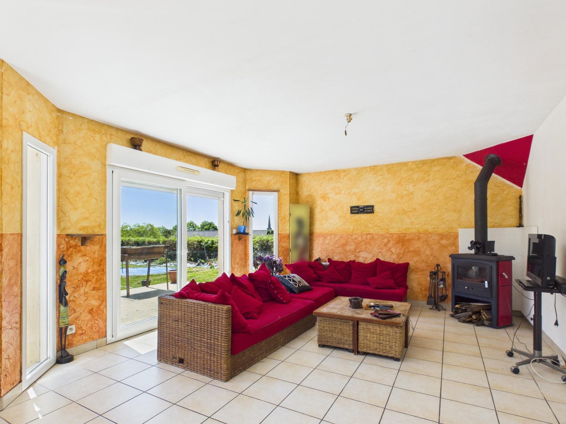 Maison à vendre, 150m², Plounéour-Ménez