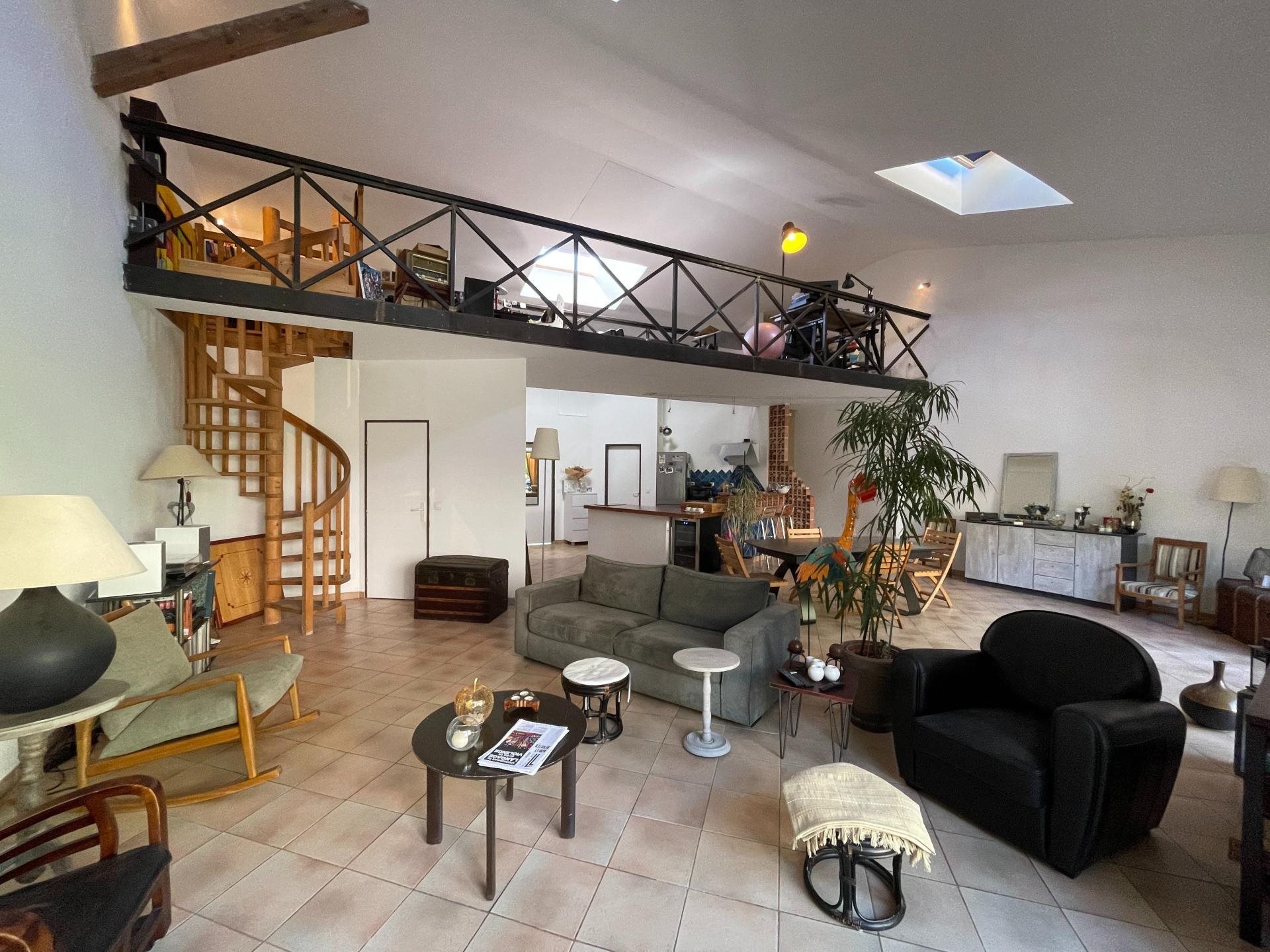 Maison à vendre, 140m², Saint-Thibéry