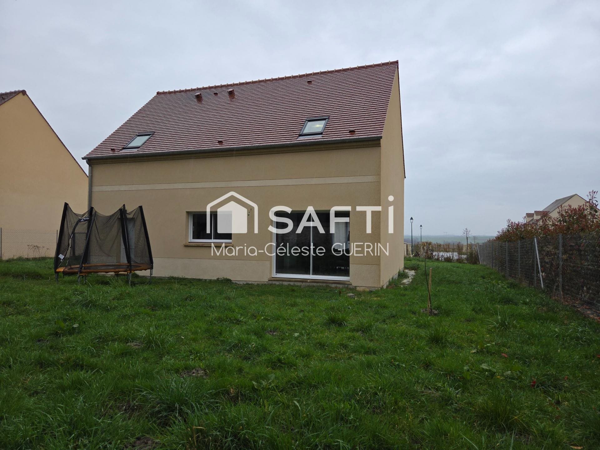 Maison à vendre, 109m², Jambville