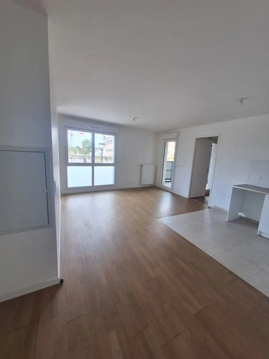 Appartement à louer, 49m², Romainville