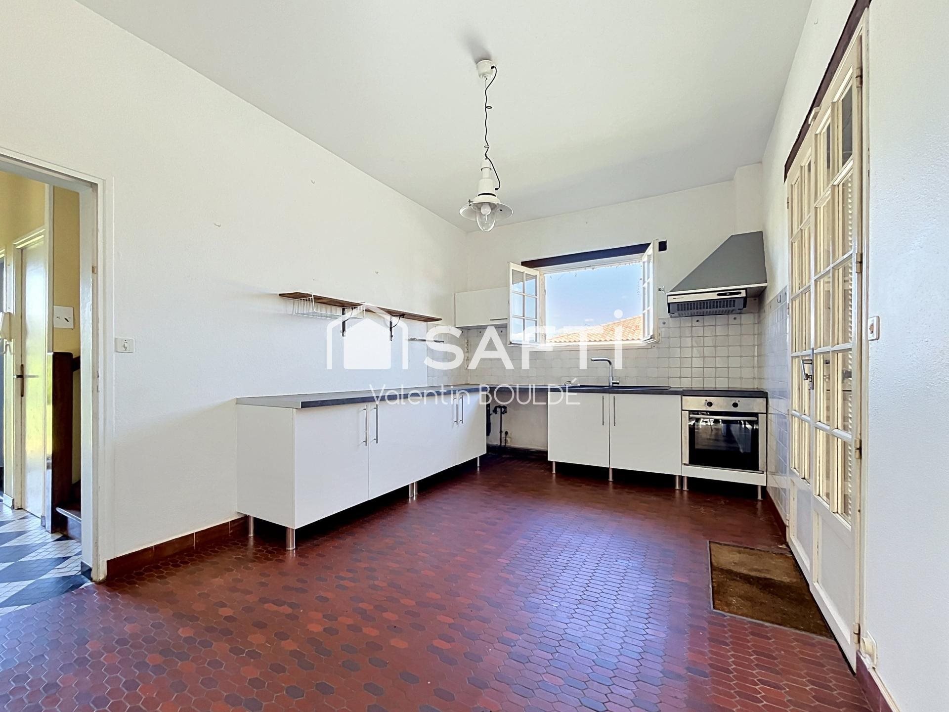 Maison à vendre, 170m², Sainte-Eulalie