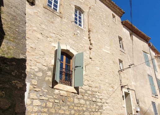 Maison 165 m² · à Magalas · 165 m² · 200 000 €