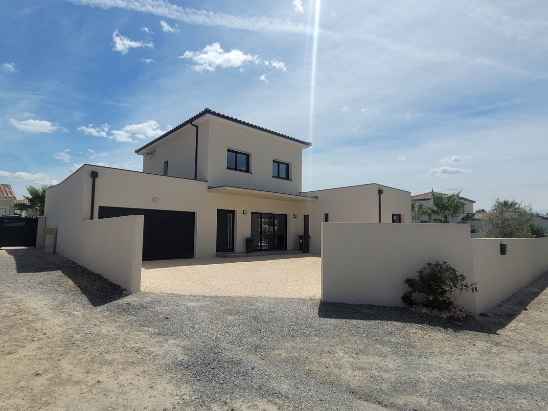 Maison à vendre, 160m², Saint-Geniès-de-Fontedit