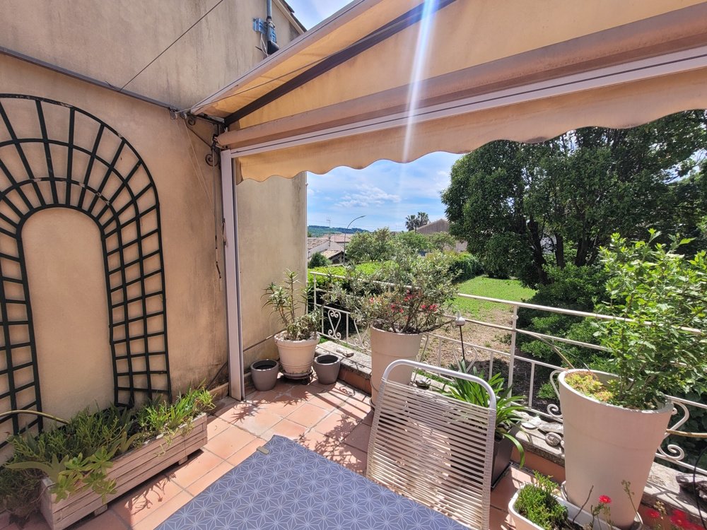 Maison à vendre, 101m², Saint-Geniès-de-Fontedit