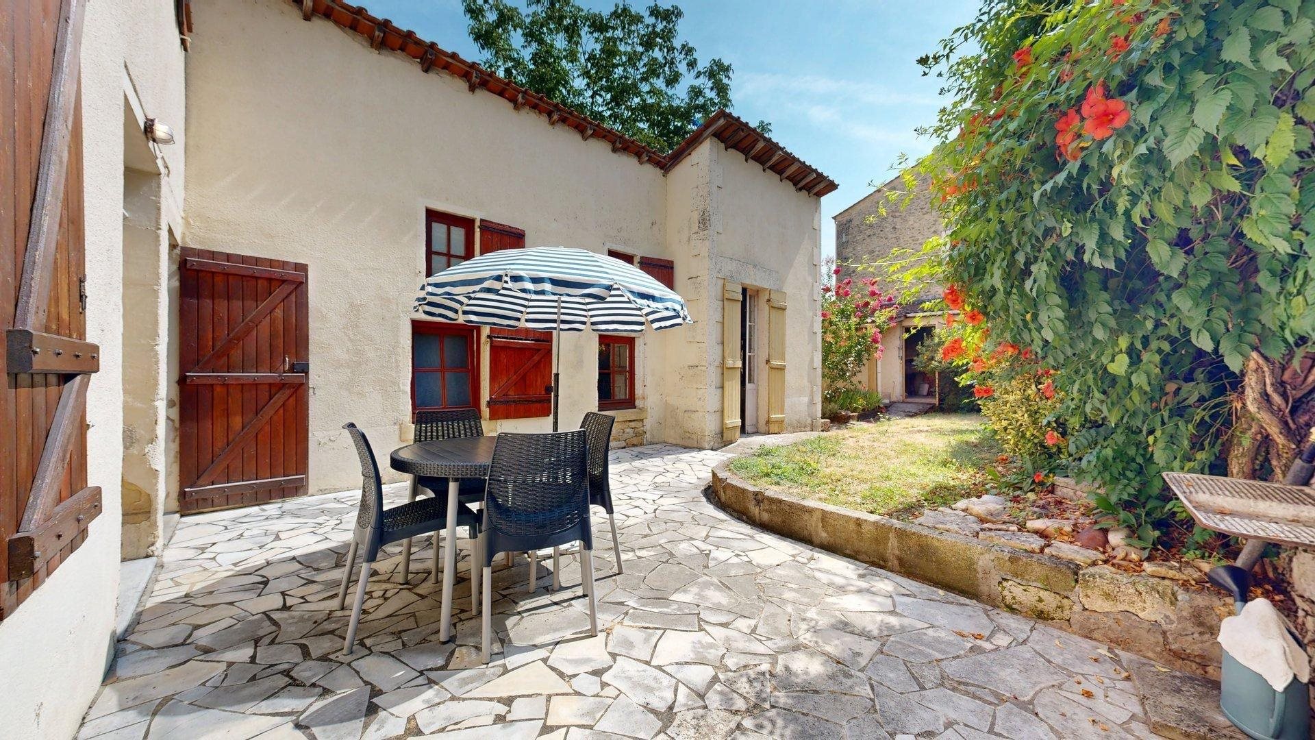 Maison à vendre, 91m², Le Buisson-de-Cadouin