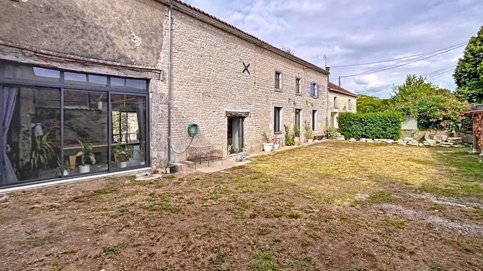 Maison à vendre, 181m², Puyréaux
