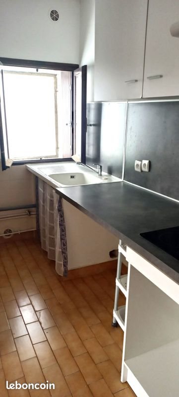 Maison à vendre, 45m², Saint-Nazaire-de-Pézan