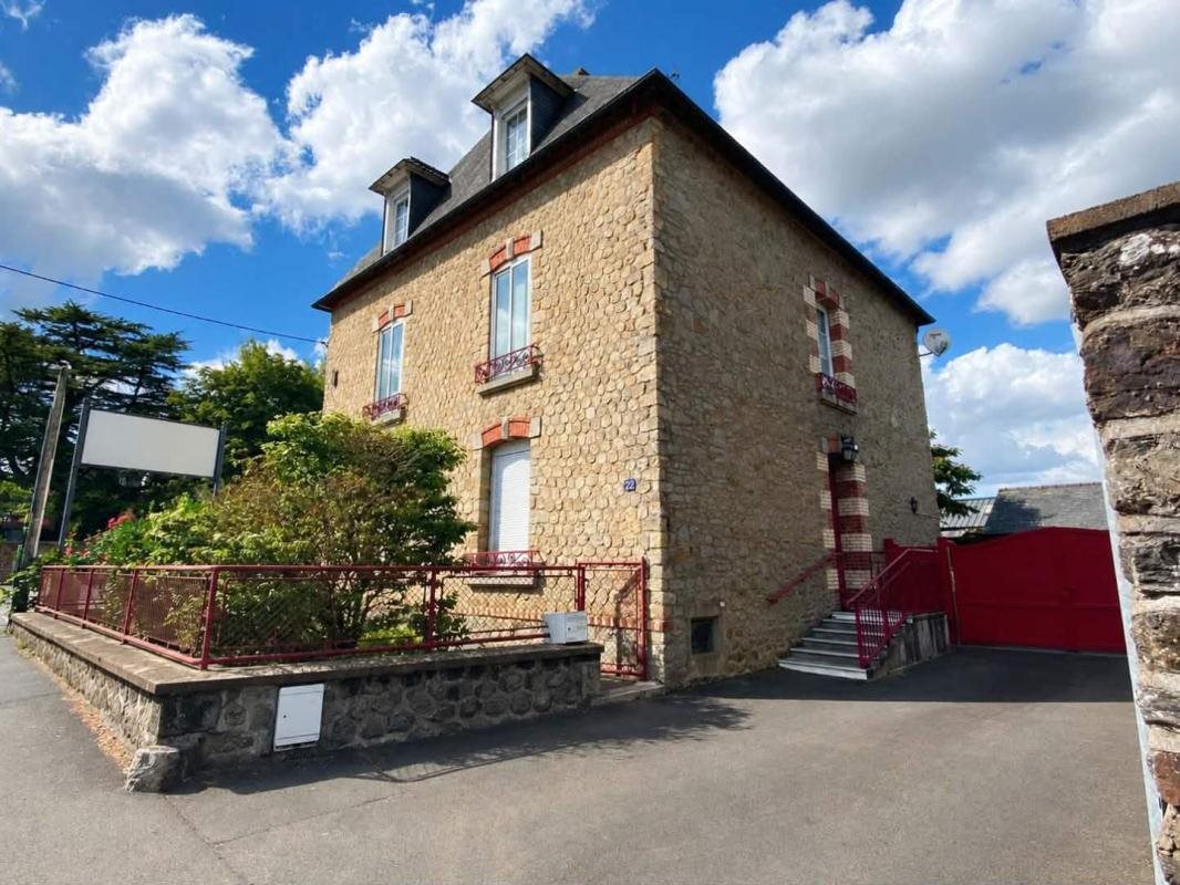 Maison à vendre, 220m², Fougères