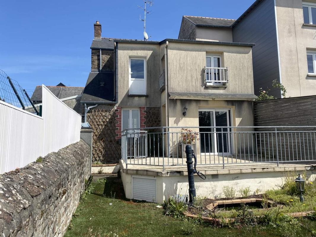 Maison à vendre, 94m², Fougères